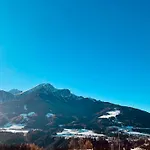 Hotel Sonnenhof - Bed & Breakfast & Appartements Hotel Innsbruck