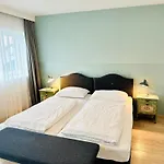 Hotel Sonnenhof - Bed & Breakfast & Appartements Innsbruck