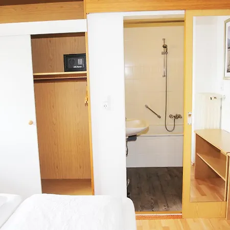 Готель Sonnenhof - &