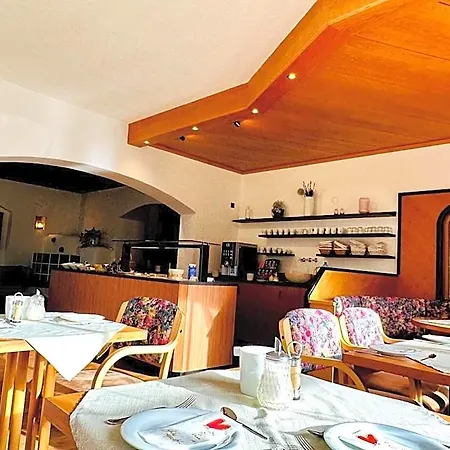 Hotel Sonnenhof - Bed & Breakfast & Appartements 3*