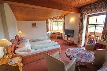 Hotel Sonnenhof - Bed & Breakfast & Appartements Hotel Innsbruck