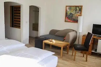 Hotel Sonnenhof - Bed & Breakfast & Appartements 3* Innsbruck