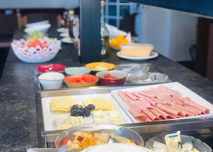 Otel Hotel Sonnenhof - Bed & Breakfast & Appartements 3*