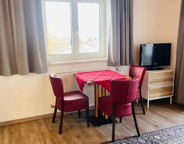 Hotel Sonnenhof - Bed & Breakfast & Appartements Otel İnnsbruck