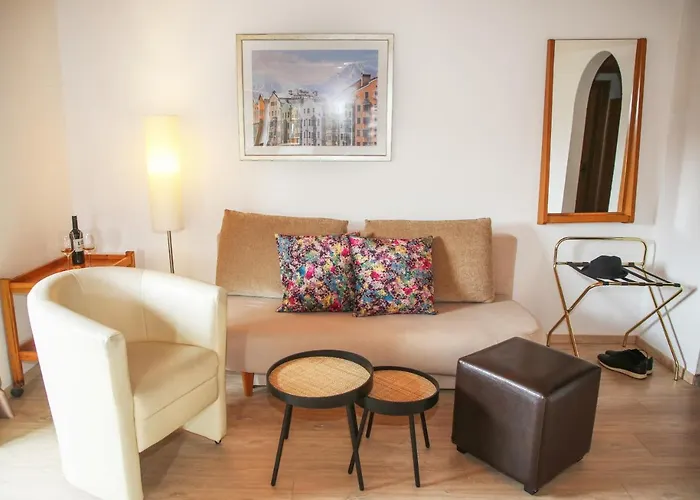 Hotel Sonnenhof - Bed & Breakfast & Appartements Otel