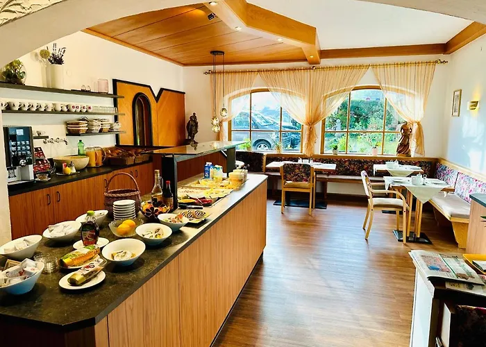 Hotel Sonnenhof - Bed & Breakfast & Appartements 3*