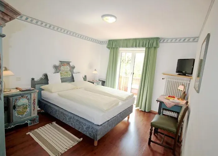 Otel Hotel Sonnenhof - Bed & Breakfast & Appartements 3*