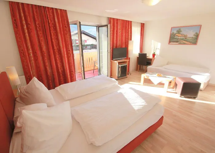 Hotel Sonnenhof - Bed & Breakfast & Appartements İnnsbruck